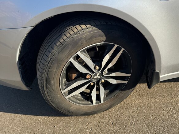 2010 Mitsubishi Lancer X, серый, 640000 рублей - вид 9