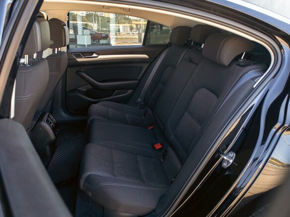 2017 Volkswagen Passat DSG6 B8, чёрный, 1565000 рублей - вид 16