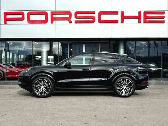 2025 Porsche Cayenne Coupé III Рестайлинг, чёрный - вид 1