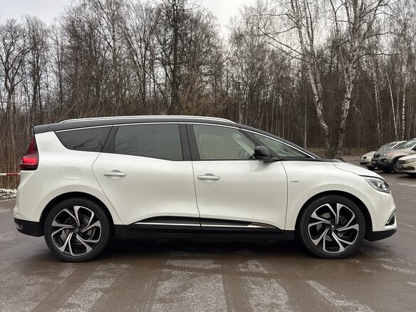 2017 Renault Scenic Grand IV, белый, 1870000 рублей - вид 4