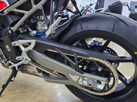 2026 BMW M 1000 R, белый, 2880000 рублей, вид 5
