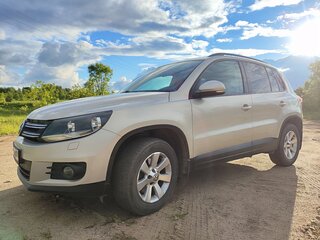 2011 Volkswagen Tiguan I, серебристый, 1200000 рублей, вид 1