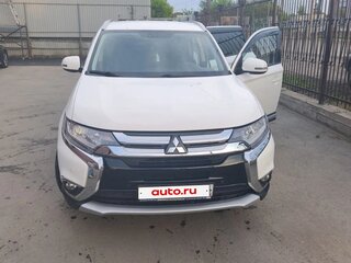 2018 Mitsubishi Outlander III Рестайлинг 2, белый, 2100000 рублей, вид 2