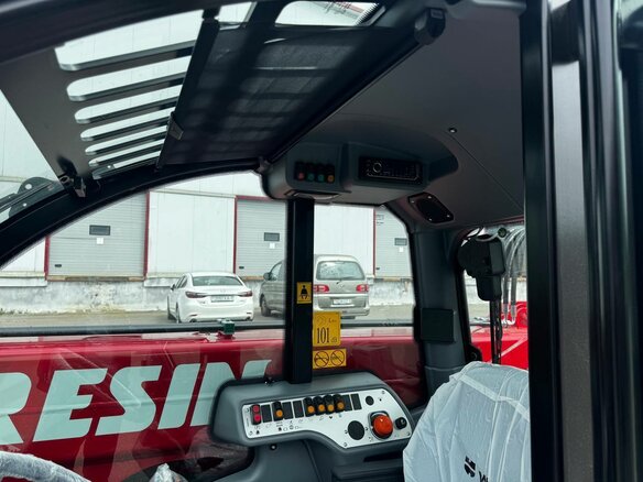 2024 Faresin Handlers 6.26, красный, 10900000 рублей - вид 13