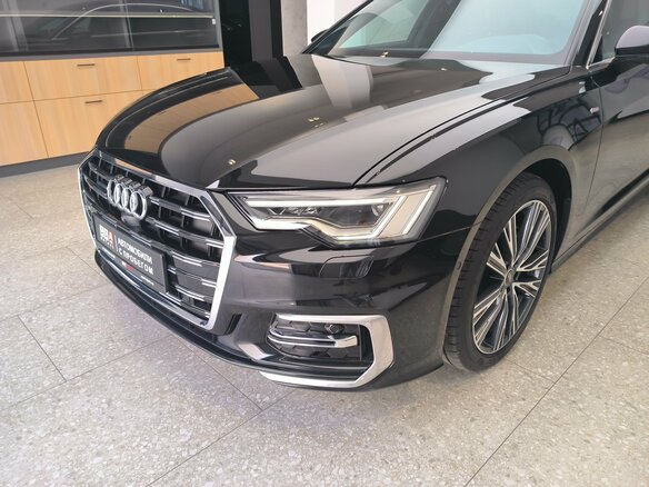 2023 Audi A6 45 TFSI V (C8) Рестайлинг, чёрный, 4990000 рублей - вид 4