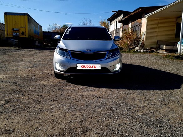 2013 Kia Rio 4-speed III, серый, 650000 рублей - вид 2