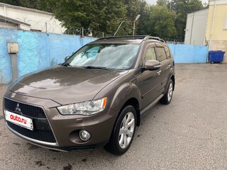 2011 Mitsubishi Outlander II Рестайлинг, коричневый, 1200000 рублей, вид 1