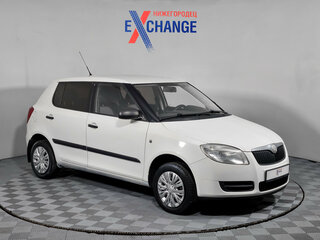 2009 Skoda Fabia II, белый, 389000 рублей, вид 2
