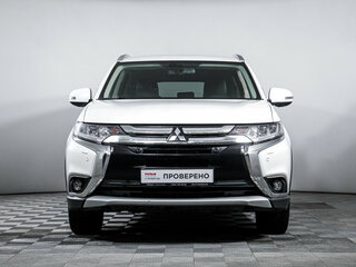 2018 Mitsubishi Outlander III Рестайлинг 2, белый, 2219000 рублей, вид 2