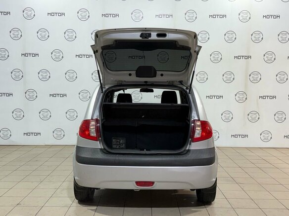2010 Hyundai Getz I Рестайлинг, серебристый - вид 17