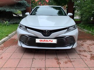 2019 Toyota Camry VIII (XV70), белый, 2900000 рублей, вид 5