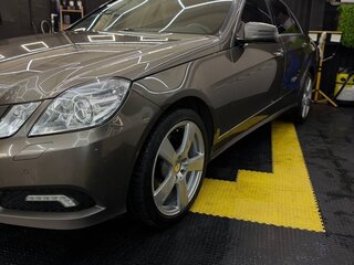 2010 Mercedes-Benz E-Класс 300 IV (W212, S212, C207), серый, 1250000 рублей, вид 2
