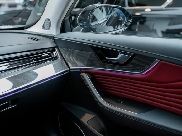 2025 Hongqi HS5 I Рестайлинг, чёрный - вид 12