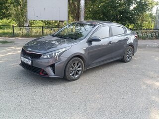 2021 Kia Rio IV Рестайлинг, серый, 1250000 рублей, вид 2