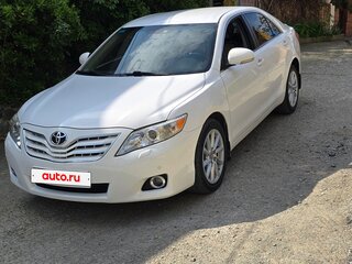 2009 Toyota Camry VI (XV40), белый, 1375000 рублей, вид 1