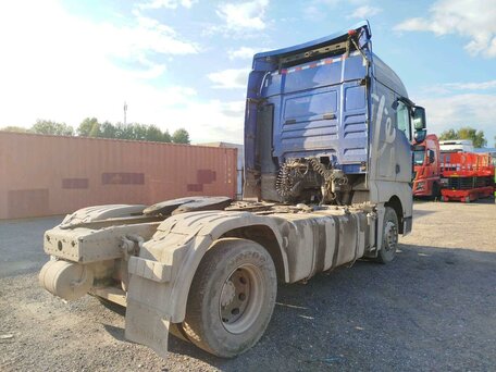 2023 Sinotruk Sitrak C7H, синий, 2960000 рублей, вид 3