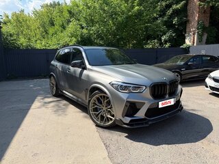 2022 BMW X5 M Competition III (F95), серый, 12700000 рублей, вид 3
