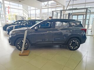 2026 Kia Seltos I Рестайлинг, серый, 3100000 рублей, вид 5