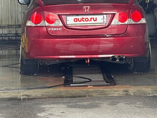 2008 Honda Civic VIII, красный, 795000 рублей, вид 4