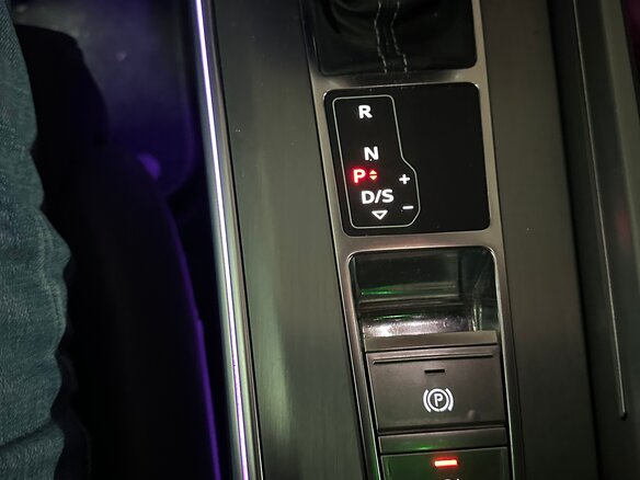 2019 Audi A7 50 TDI II (4K), синий, 5300000 рублей - вид 11