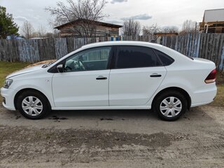 2019 Volkswagen Polo V Рестайлинг, белый, 840000 рублей, вид 3
