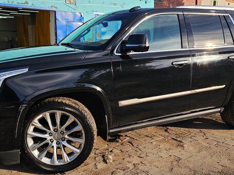 2019 Cadillac Escalade IV, чёрный, 6200000 рублей, вид 5