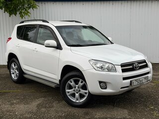 Toyota RAV4 III (XA30)