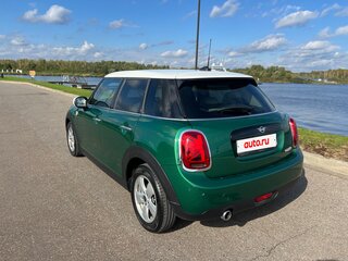 2019 Mini Hatch Cooper III (F55/F56) Рестайлинг, зелёный, 2350000 рублей, вид 4