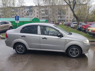 2008 Chevrolet Aveo I Рестайлинг, серебристый, 500000 рублей, вид 4