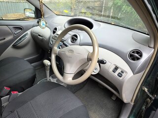 1999 Toyota Platz, зелёный, 250000 рублей, вид 3