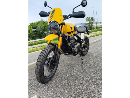 2024 Triumph Scrambler, жёлтый, 800000 рублей, вид 2