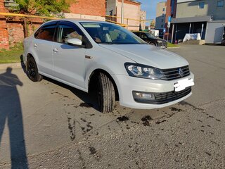 2019 Volkswagen Polo V Рестайлинг, белый, 1420000 рублей, вид 1