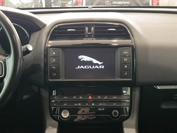 2016 Jaguar F-Pace I, красный, 2150000 рублей - вид 14