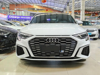 2022 Audi A3 35 TFSI IV (8Y), белый, 1640001 рублей, вид 1