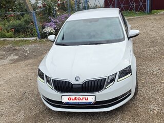 2018 Skoda Octavia III (A7) Рестайлинг, белый, 2450000 рублей, вид 2