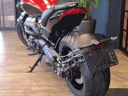 2025 Triumph Rocket 3, красный, 3650000 рублей, вид 3