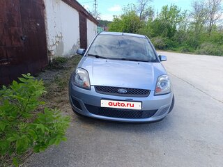 2006 Ford Fiesta Mk5, серый, 405000 рублей, вид 2