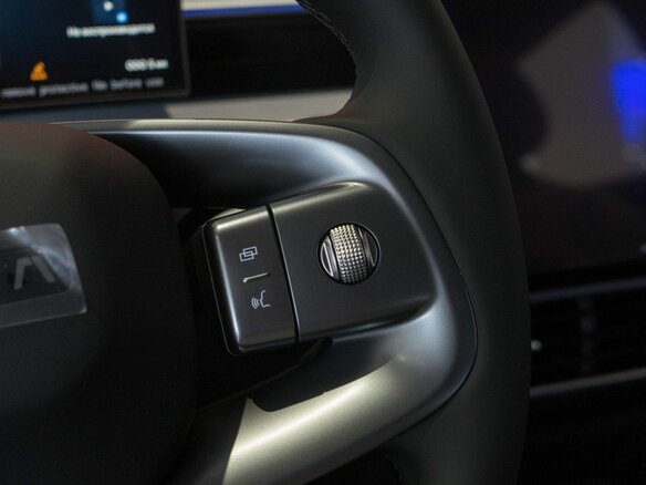 2026 Omoda C5 II, белый, 2399000 рублей - вид 11