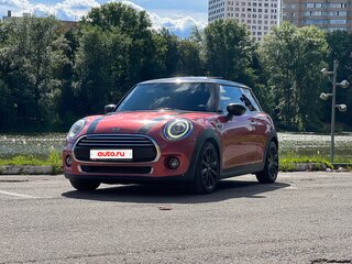 2020 Mini Hatch Cooper III (F55/F56) Рестайлинг, красный, 2100000 рублей, вид 2