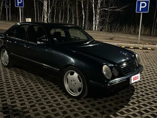 2000 Mercedes-Benz E-Класс 240 II (W210, S210) Рестайлинг, синий, 675000 рублей, вид 4