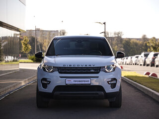 2017 Land Rover Discovery Sport I, белый, 2349000 рублей, вид 4