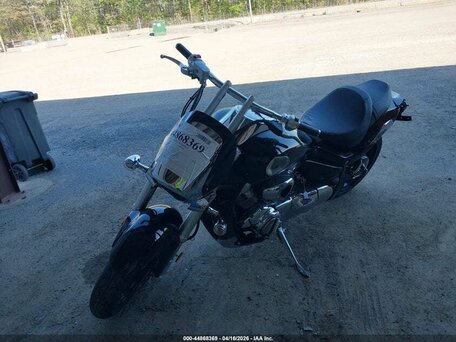 2025 Suzuki Boulevard M109R, чёрный, 1350853 рублей, вид 3