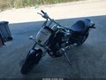 2025 Suzuki Boulevard M109R, чёрный - вид 2