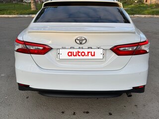 2018 Toyota Camry VIII (XV70), белый, 2100000 рублей, вид 5