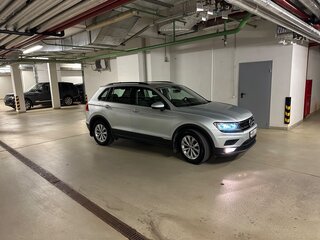 2019 Volkswagen Tiguan II, серый, 2250000 рублей, вид 2