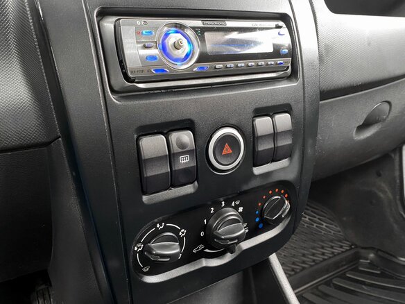 2014 Lada (ВАЗ) Largus I, серебристый, 589000 рублей - вид 15