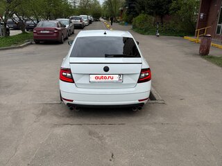 2019 Skoda Octavia III (A7) Рестайлинг, белый, 2600000 рублей, вид 5
