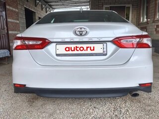 2018 Toyota Camry VIII (XV70), белый, 3000000 рублей, вид 4