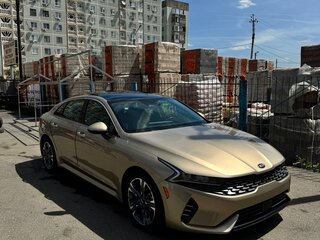 2020 Kia K5 III, золотистый, 3000000 рублей, вид 2