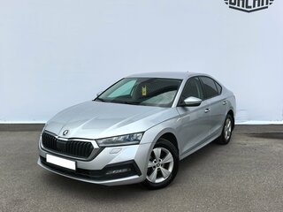 2021 Skoda Octavia IV (A8), серебристый, 1780000 рублей, вид 1